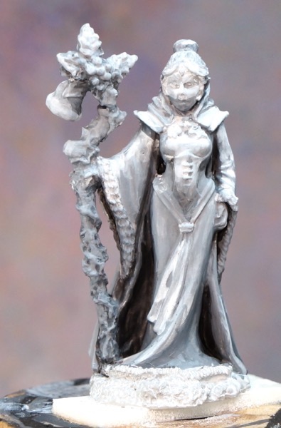 Winter Elf grayscale front