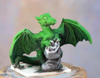 Stocking Dragon colour block in front